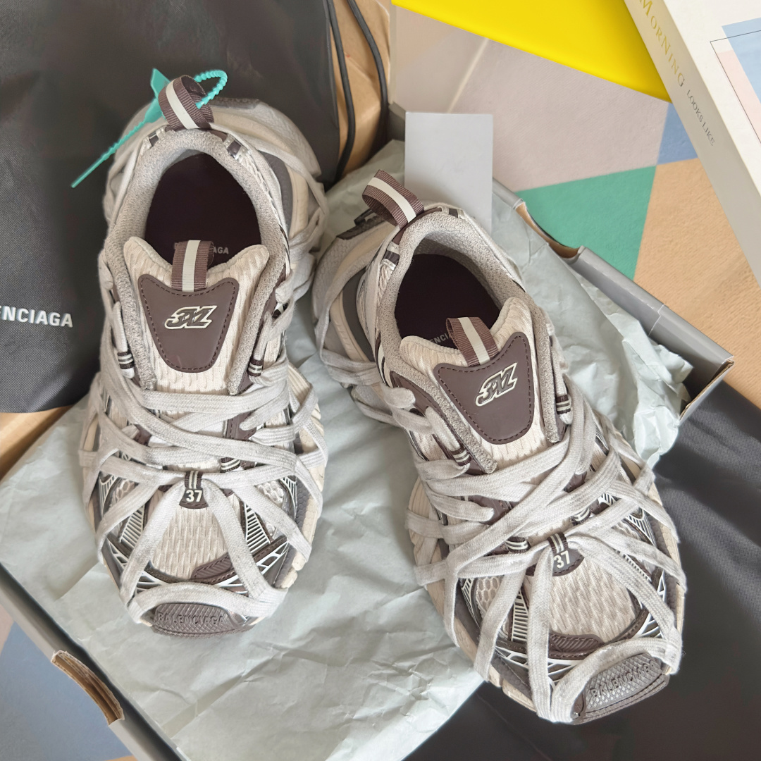 顶级版本:情侣款
Balenciaga巴黎世家 3XL系列Extreme Lace蜘蛛侠 绑带 厚底 休