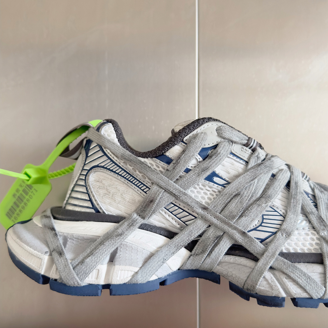 顶级版本:情侣款
Balenciaga巴黎世家 3XL系列Extreme Lace蜘蛛侠 绑带 厚底 休