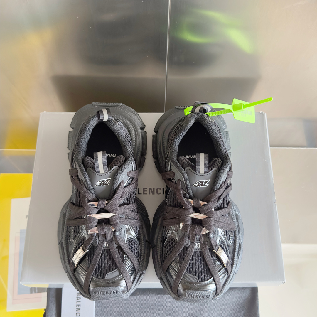 顶级版本:情侣款
Balenciaga巴黎世家 3XL系列Extreme Lace蜘蛛侠 绑带 厚底 休