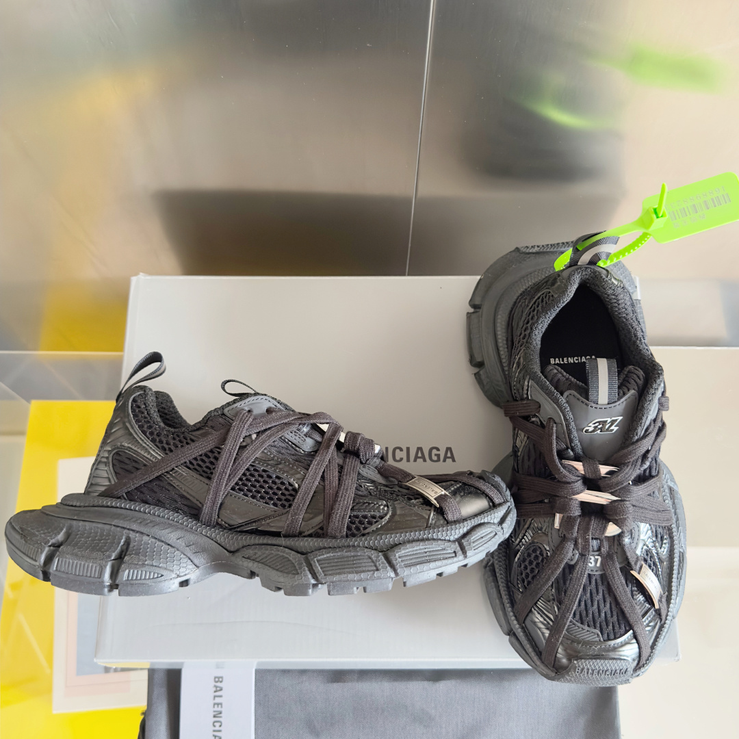 顶级版本:情侣款
Balenciaga巴黎世家 3XL系列Extreme Lace蜘蛛侠 绑带 厚底 休
