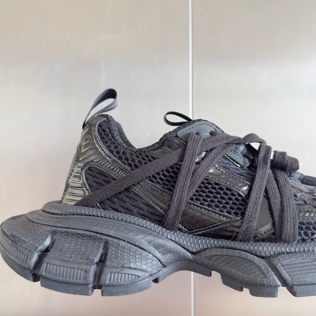 顶级版本:情侣款
Balenciaga巴黎世家 3XL系列Extreme Lace蜘蛛侠 绑带 厚底 休