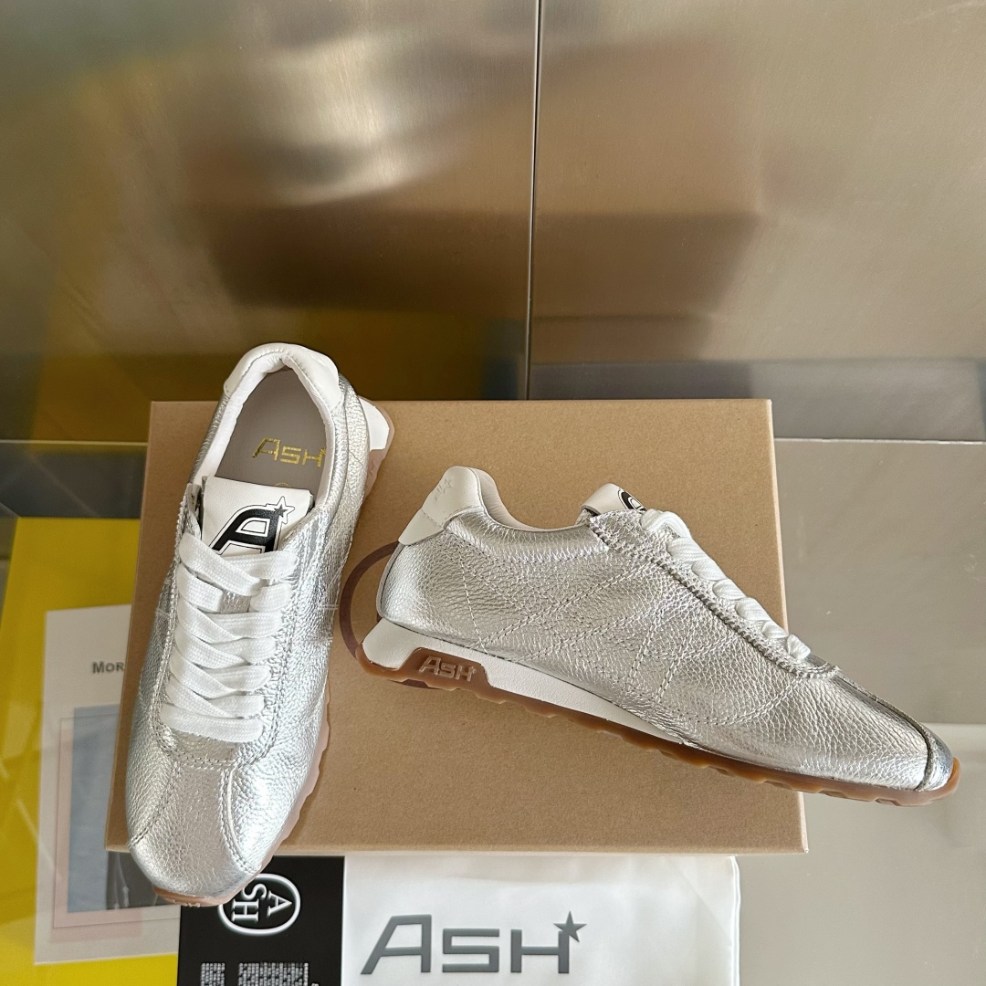 顶级版本：女款
ASH 最新款Kill Bill系列 休闲 运动鞋 德训鞋 阿甘鞋
原版购入开发 做货 