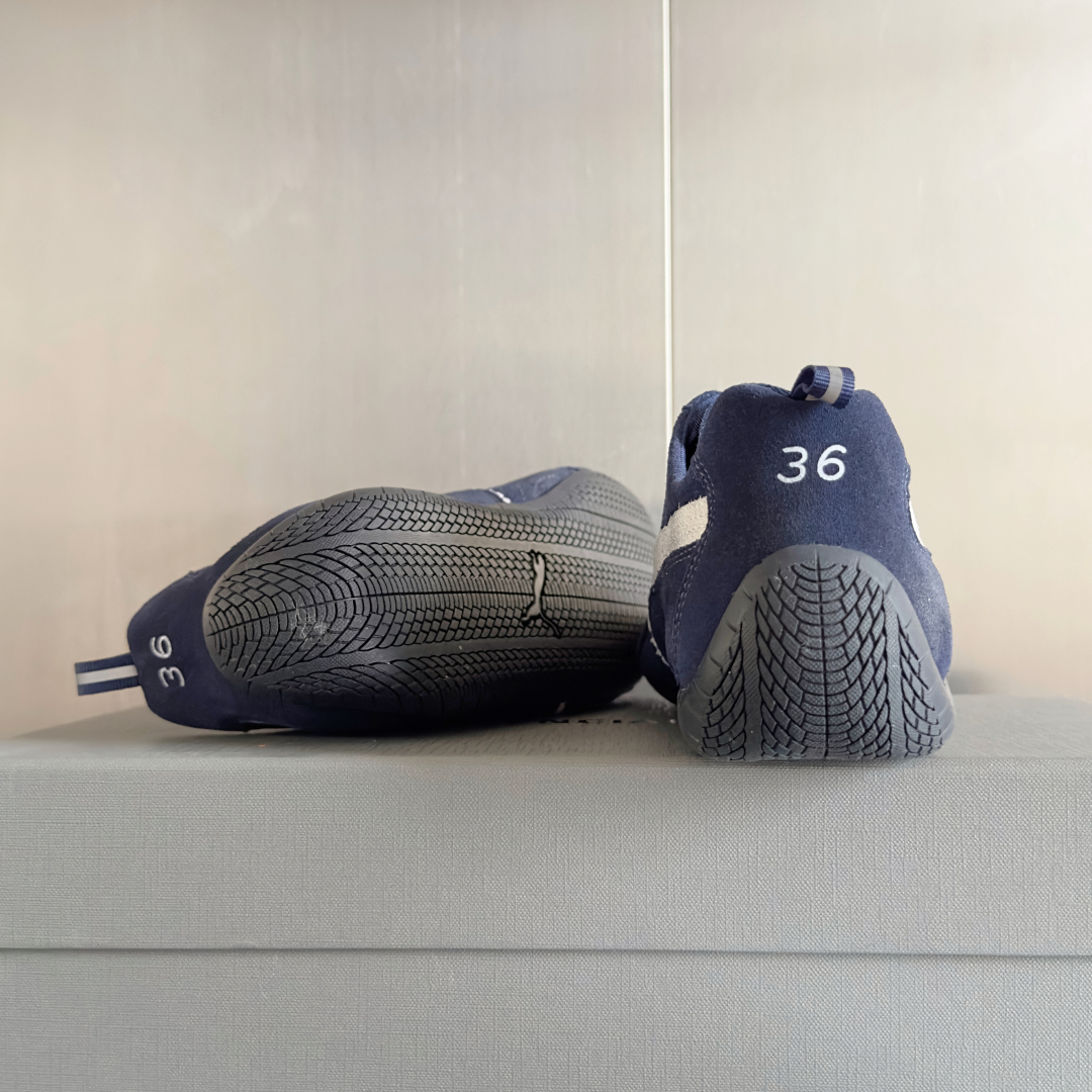 顶级版本：女款
巴黎世家Balenciaga × 彪马PUMA 联名款Ultrasoft Speedca