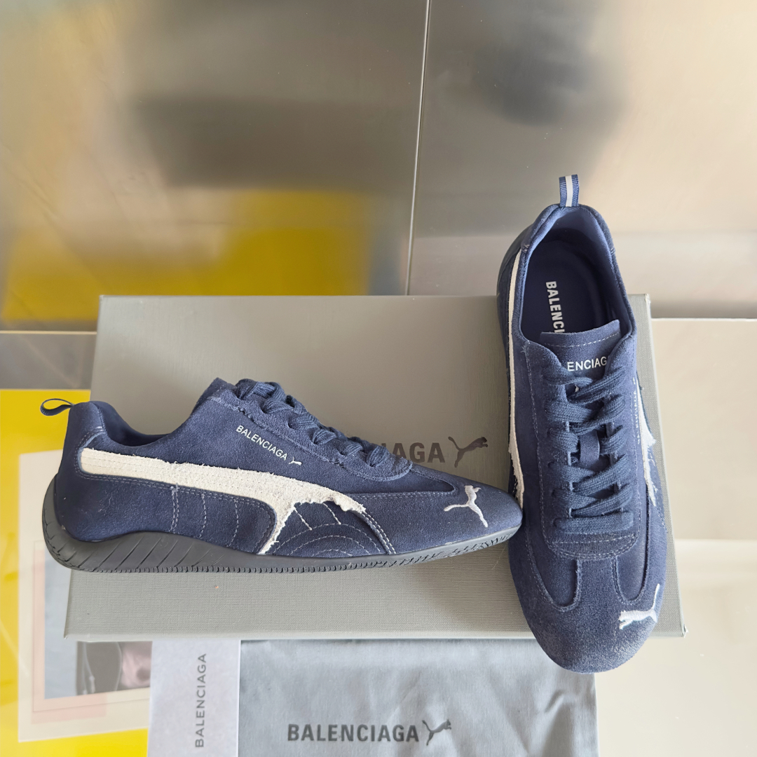 顶级版本：女款
巴黎世家Balenciaga × 彪马PUMA 联名款Ultrasoft Speedca