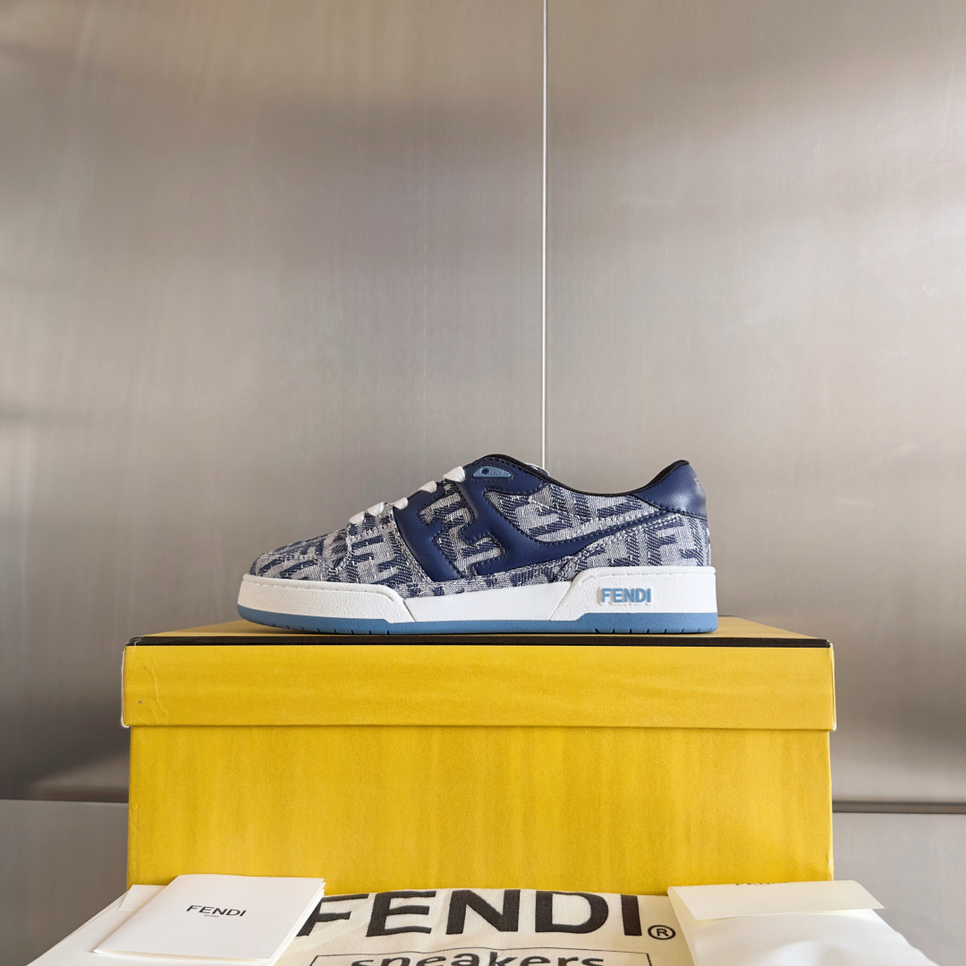 顶级版本:情侣款
Fendi芬迪match胶囊系列 情侣款 休闲 运动鞋 板鞋
原版购入开发 做货 设计