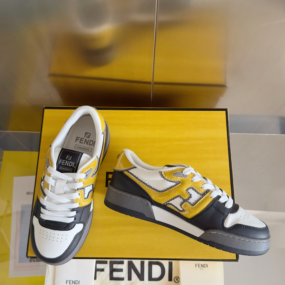 顶级版本:情侣款
Fendi芬迪match胶囊系列 情侣款 休闲 运动鞋 板鞋
原版购入开发 做货 设计