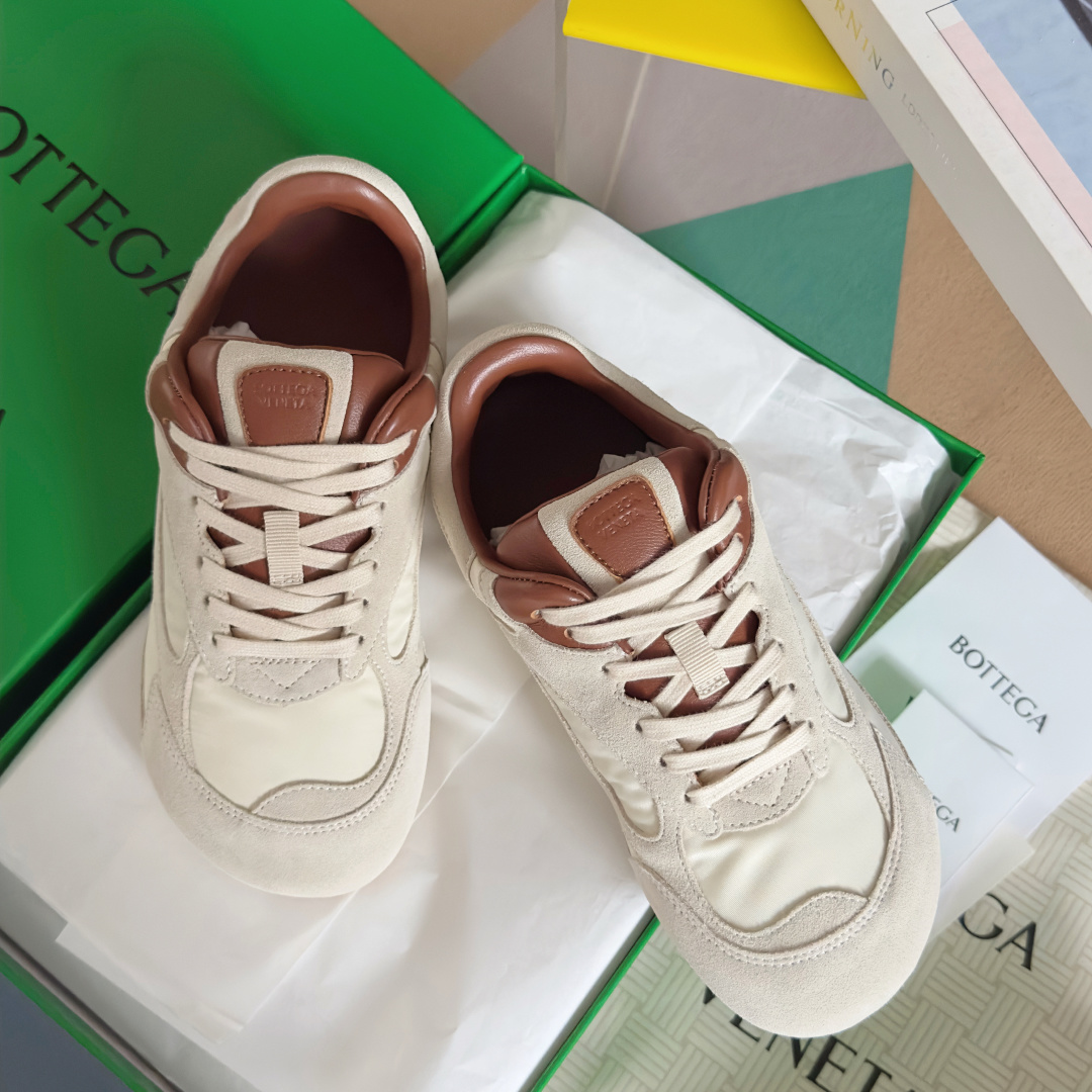 顶级版本:情侣款
Bottega Veneta 葆蝶家BV最新款Orbit Flash系列 情侣款 复