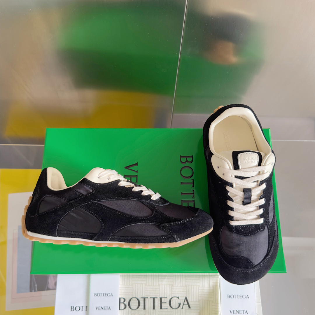 顶级版本:情侣款
Bottega Veneta 葆蝶家BV最新款Orbit Flash系列 情侣款 复