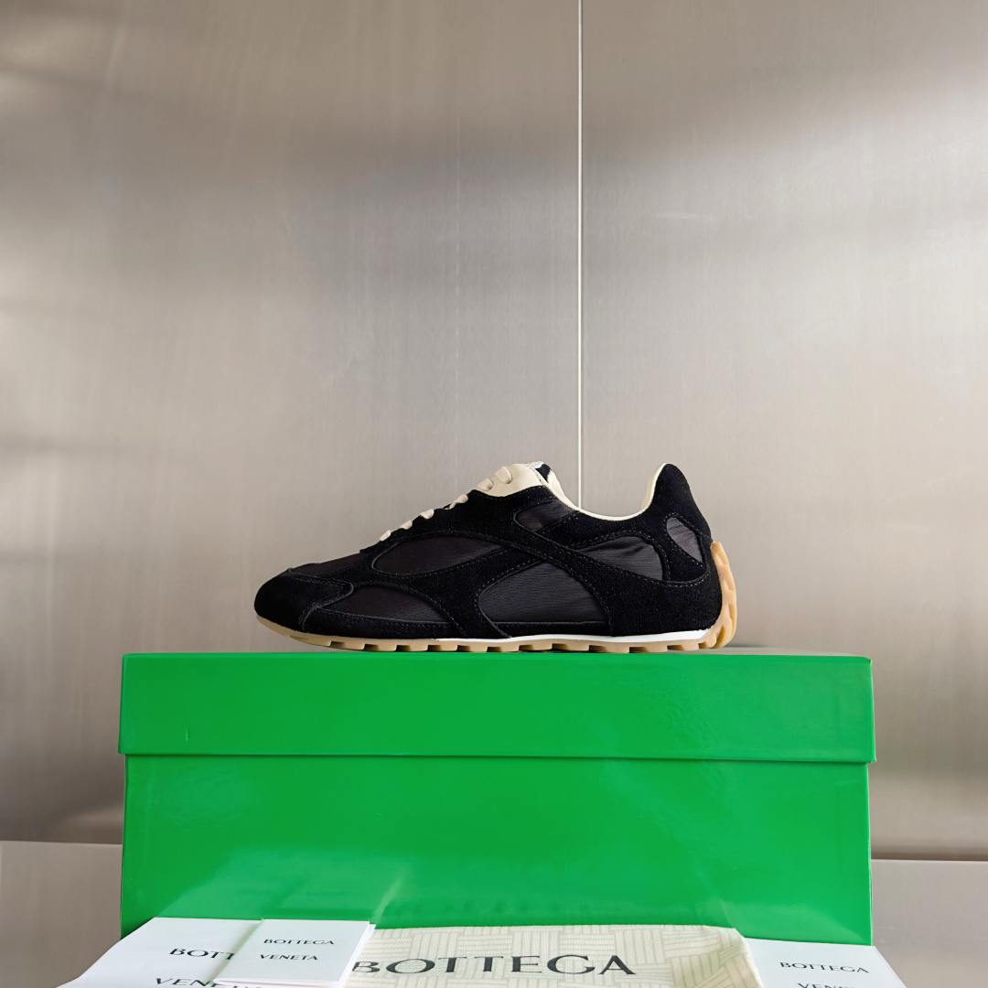顶级版本:情侣款
Bottega Veneta 葆蝶家BV最新款Orbit Flash系列 情侣款 复