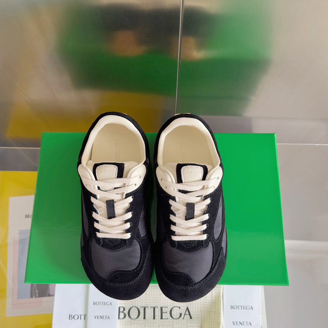 顶级版本:情侣款
Bottega Veneta 葆蝶家BV最新款Orbit Flash系列 情侣款 复