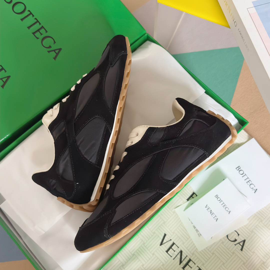 顶级版本:情侣款
Bottega Veneta 葆蝶家BV最新款Orbit Flash系列 情侣款 复