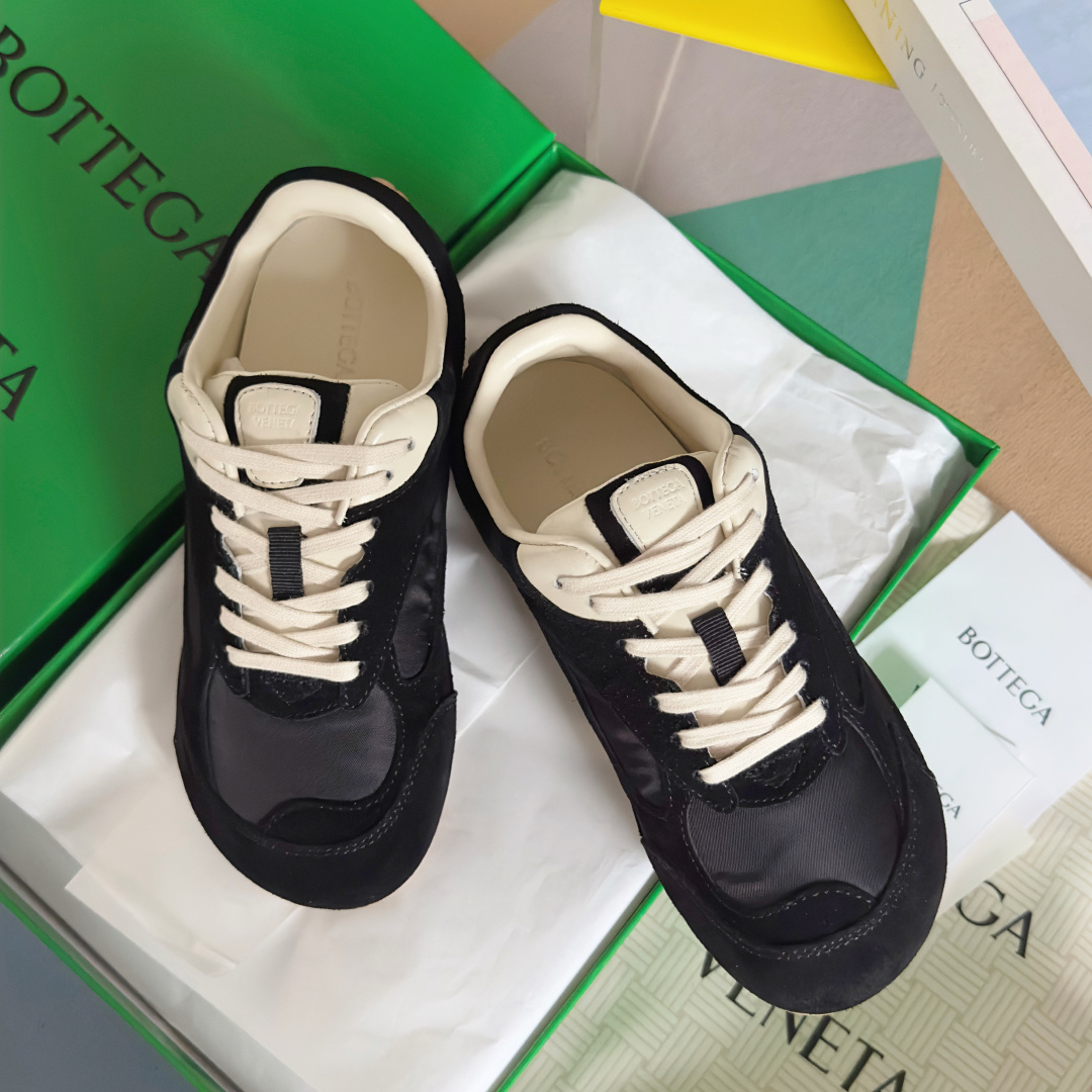 顶级版本:情侣款
Bottega Veneta 葆蝶家BV最新款Orbit Flash系列 情侣款 复