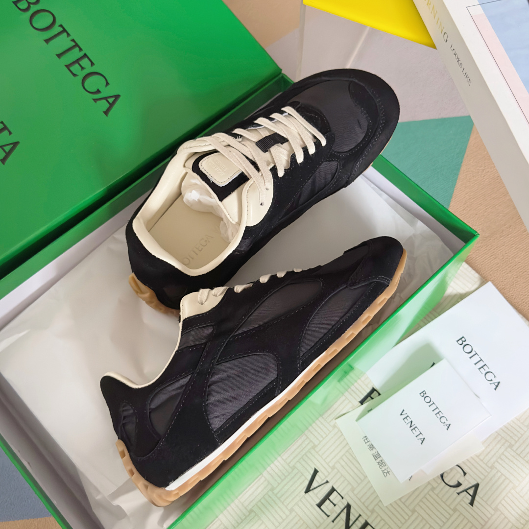 顶级版本:情侣款
Bottega Veneta 葆蝶家BV最新款Orbit Flash系列 情侣款 复