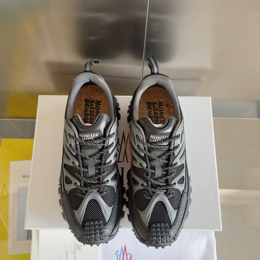顶级版本:男款
Moncler 盟可睐 Trailgrip CTX 减震抗撕裂 情侣款 户外 休闲 运动