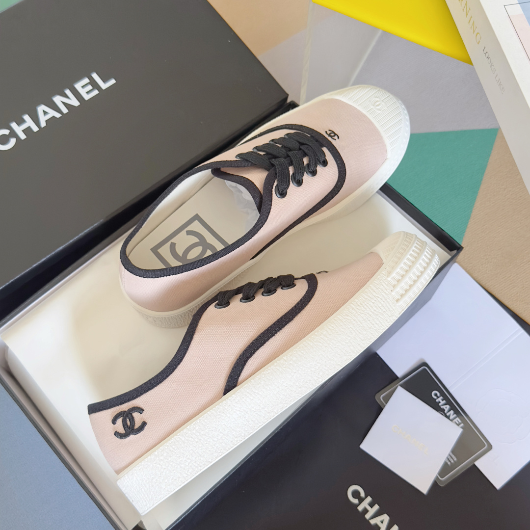 顶级版本:女款
Chanel香奈儿 小香 帆布 中古风 帆布 休闲 运动鞋 板鞋
原版购入开发 做货 小