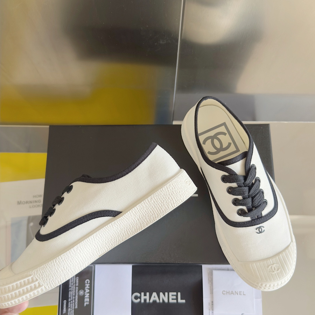 顶级版本:女款
Chanel香奈儿 小香 帆布 中古风 帆布 休闲 运动鞋 板鞋
原版购入开发 做货 小