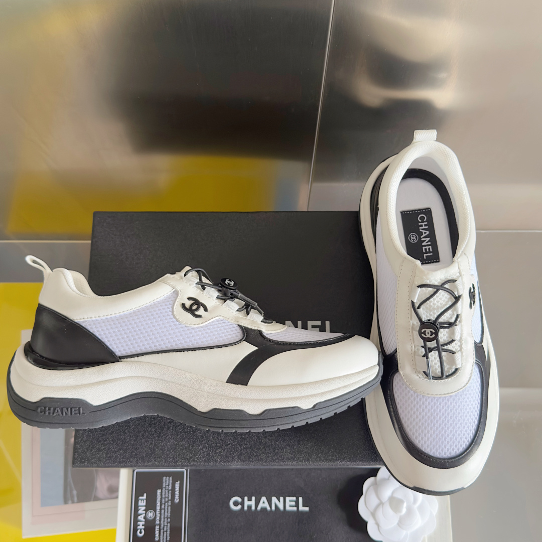 顶级版本:女款
Chanel香奈儿 25。 熊猫配色 休闲 运动鞋
原版购入开发 做货 小香 C家 专