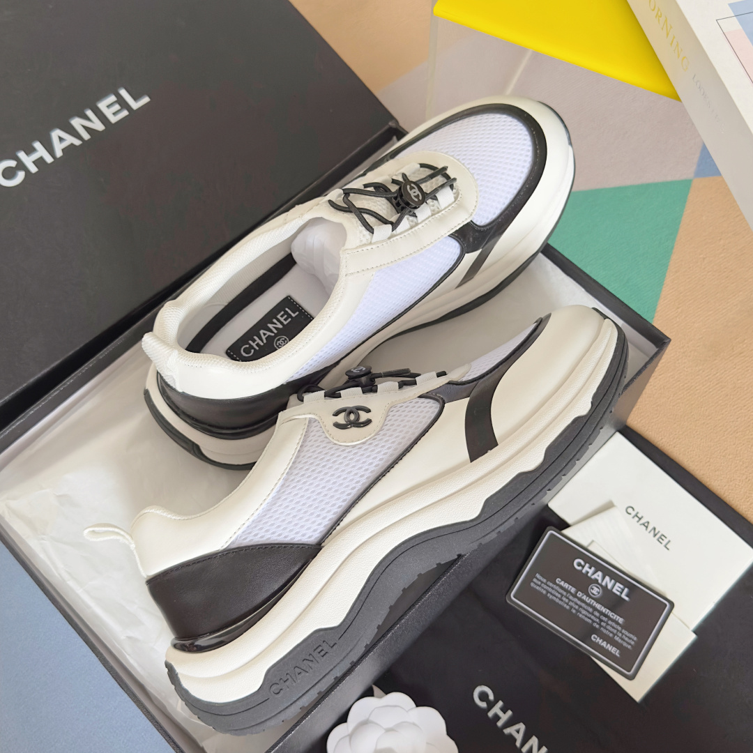 顶级版本:女款
Chanel香奈儿 25。 熊猫配色 休闲 运动鞋
原版购入开发 做货 小香 C家 专