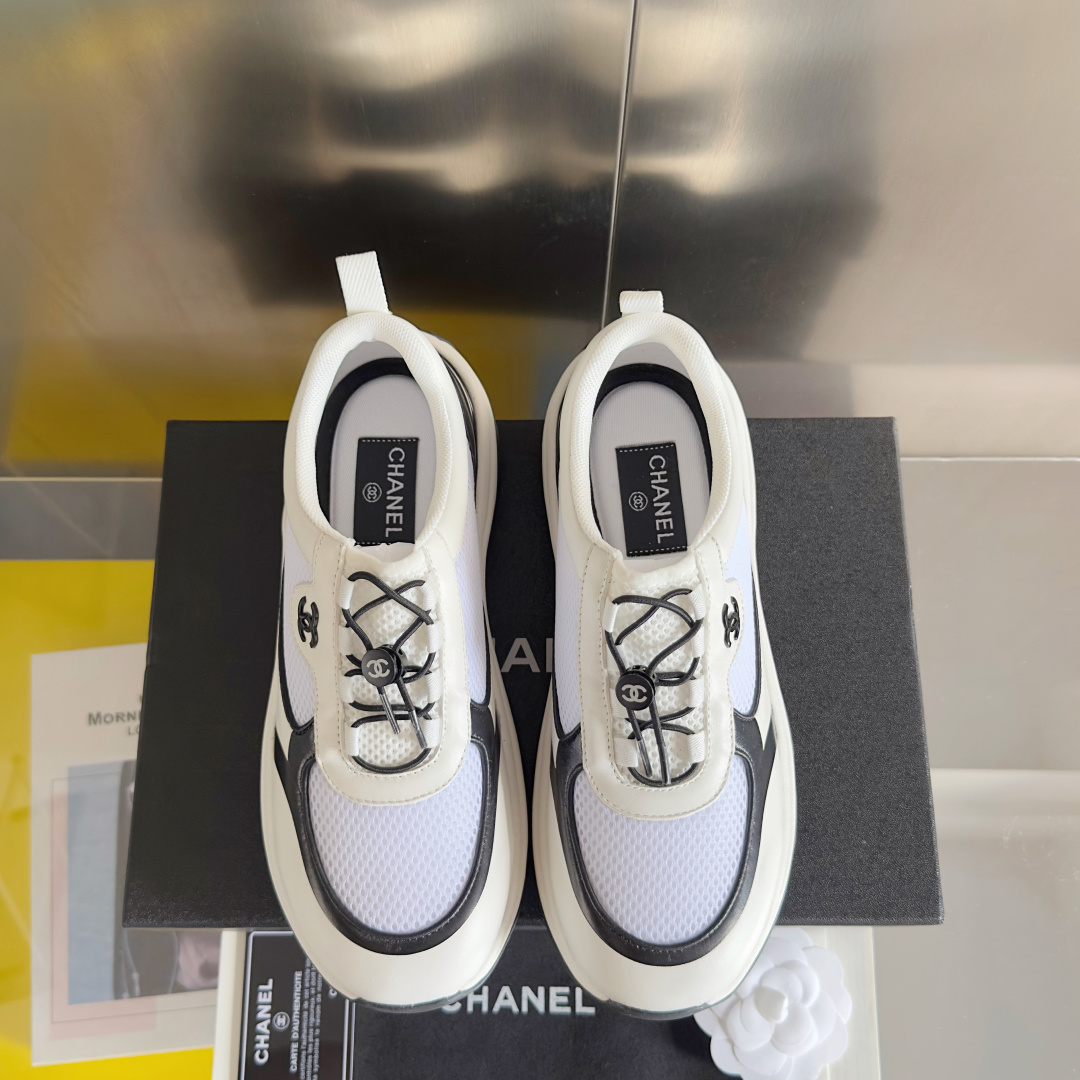 顶级版本:女款
Chanel香奈儿 25。 熊猫配色 休闲 运动鞋
原版购入开发 做货 小香 C家 专