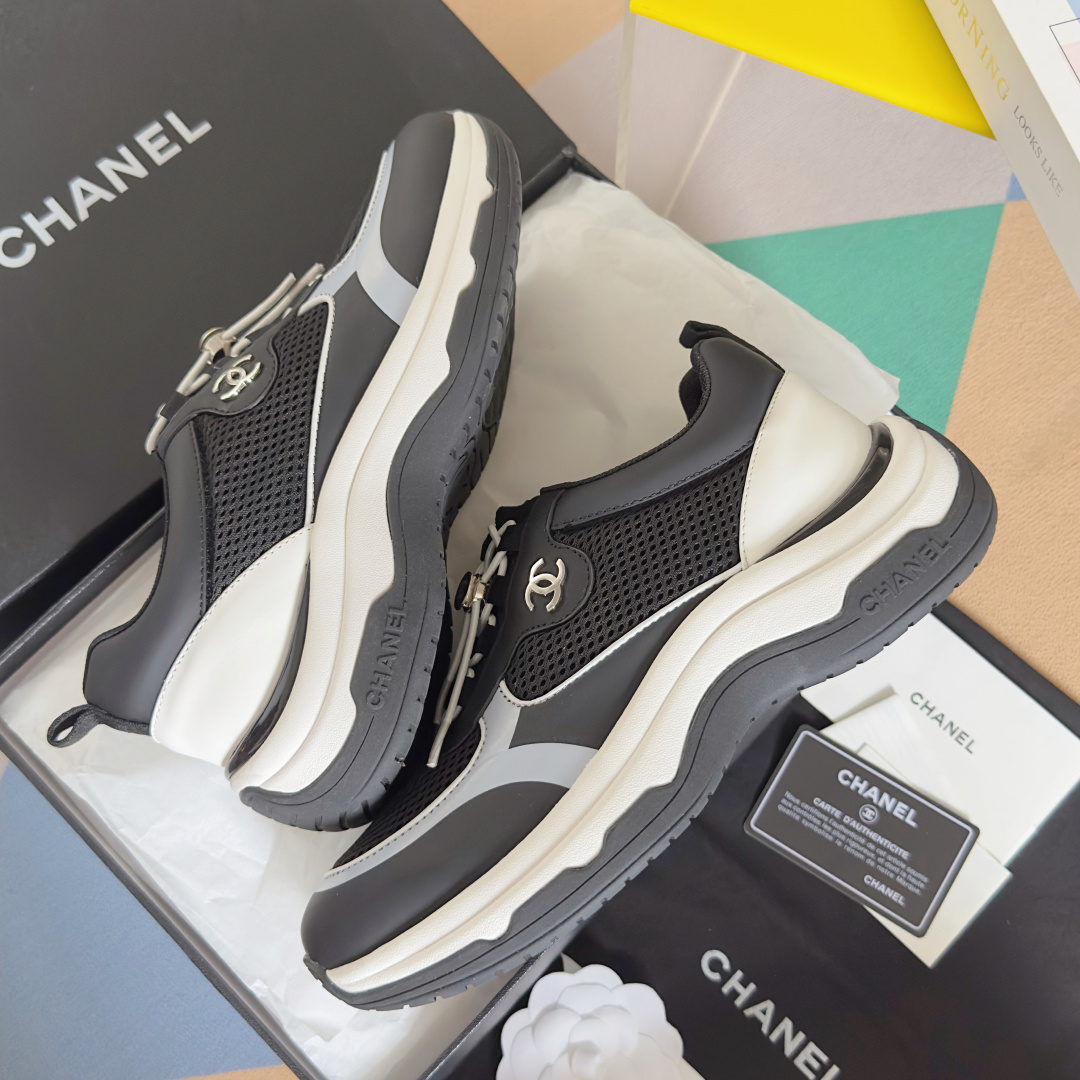 顶级版本:女款
Chanel香奈儿 25。 熊猫配色 休闲 运动鞋
原版购入开发 做货 小香 C家 专