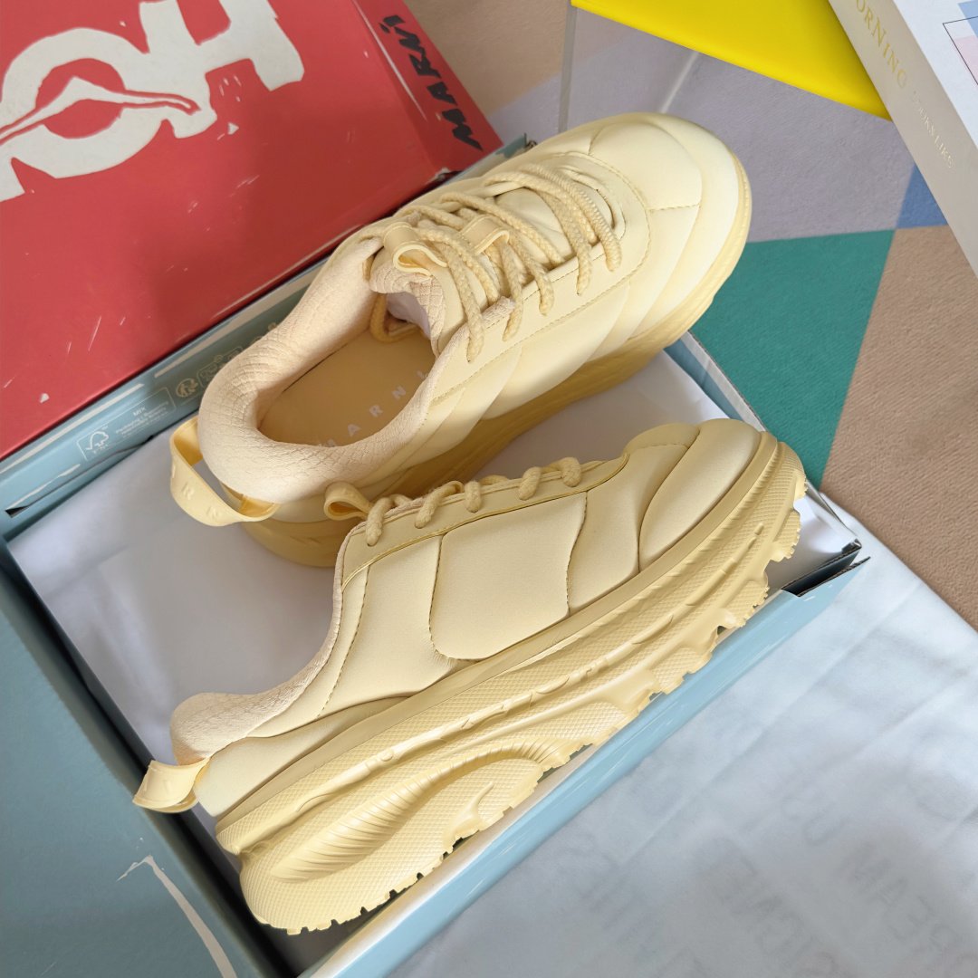 顶级版本:女款
Marni x Hoka联名款 泡芙 胖丁 面包鞋 休闲 运动鞋
原版购入开发 做货 H