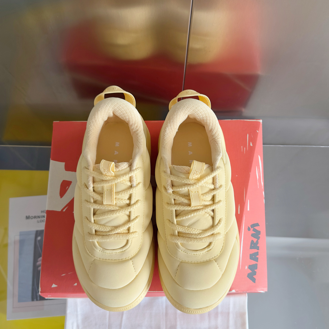 顶级版本:女款
Marni x Hoka联名款 泡芙 胖丁 面包鞋 休闲 运动鞋
原版购入开发 做货 H