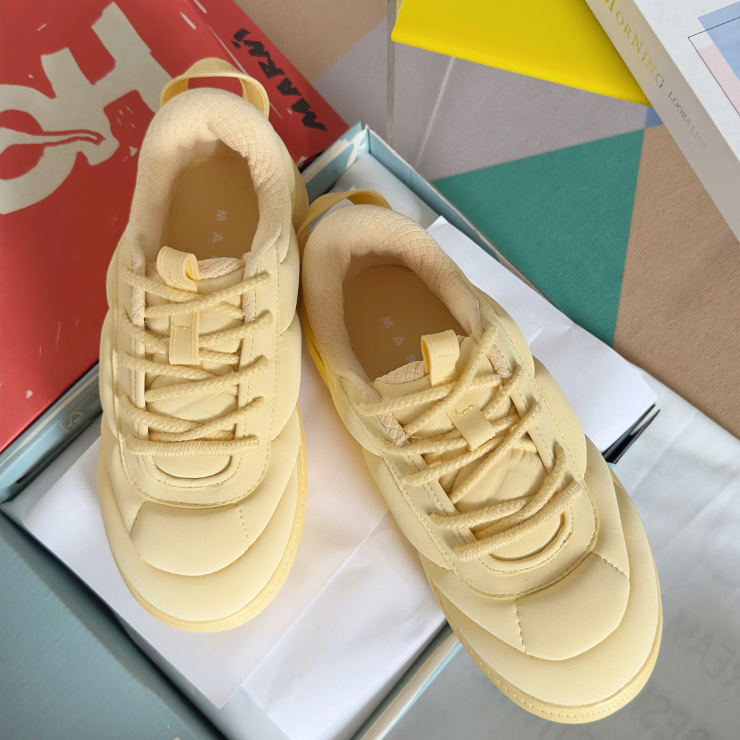 顶级版本:女款
Marni x Hoka联名款 泡芙 胖丁 面包鞋 休闲 运动鞋
原版购入开发 做货 H