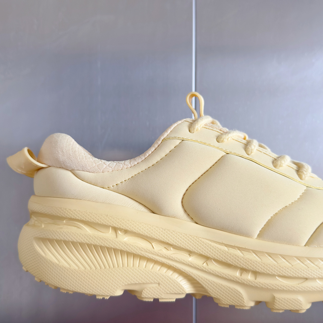 顶级版本:女款
Marni x Hoka联名款 泡芙 胖丁 面包鞋 休闲 运动鞋
原版购入开发 做货 H