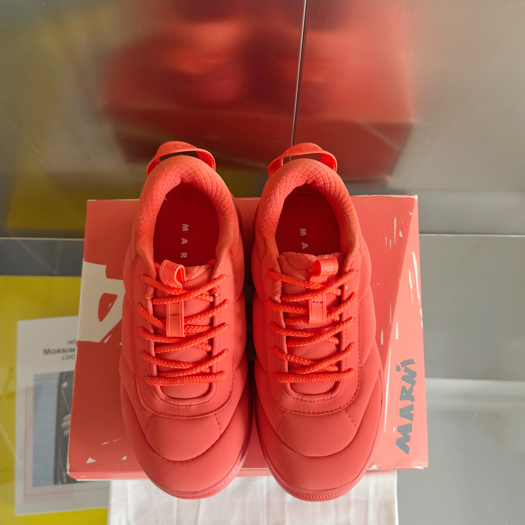 顶级版本:女款
Marni x Hoka联名款 泡芙 胖丁 面包鞋 休闲 运动鞋
原版购入开发 做货 H