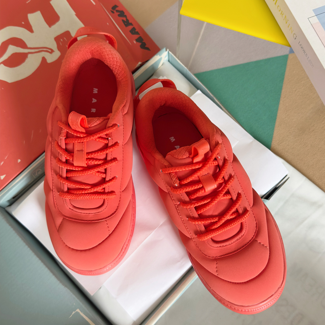 顶级版本:女款
Marni x Hoka联名款 泡芙 胖丁 面包鞋 休闲 运动鞋
原版购入开发 做货 H