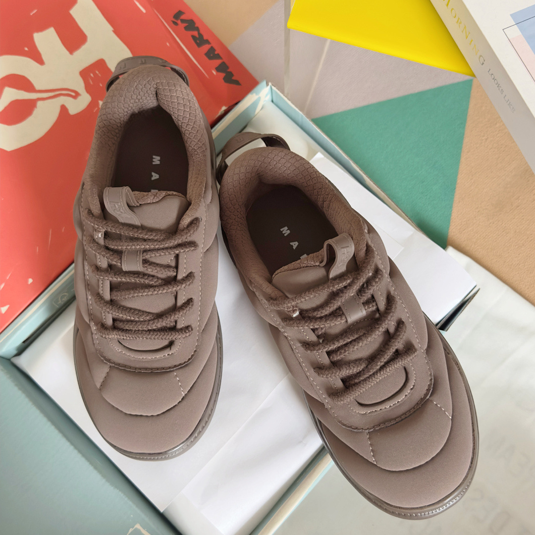 顶级版本:女款
Marni x Hoka联名款 泡芙 胖丁 面包鞋 休闲 运动鞋
原版购入开发 做货 H