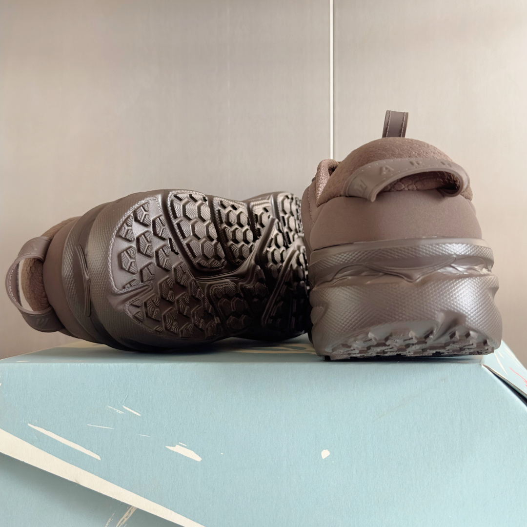 顶级版本:女款
Marni x Hoka联名款 泡芙 胖丁 面包鞋 休闲 运动鞋
原版购入开发 做货 H