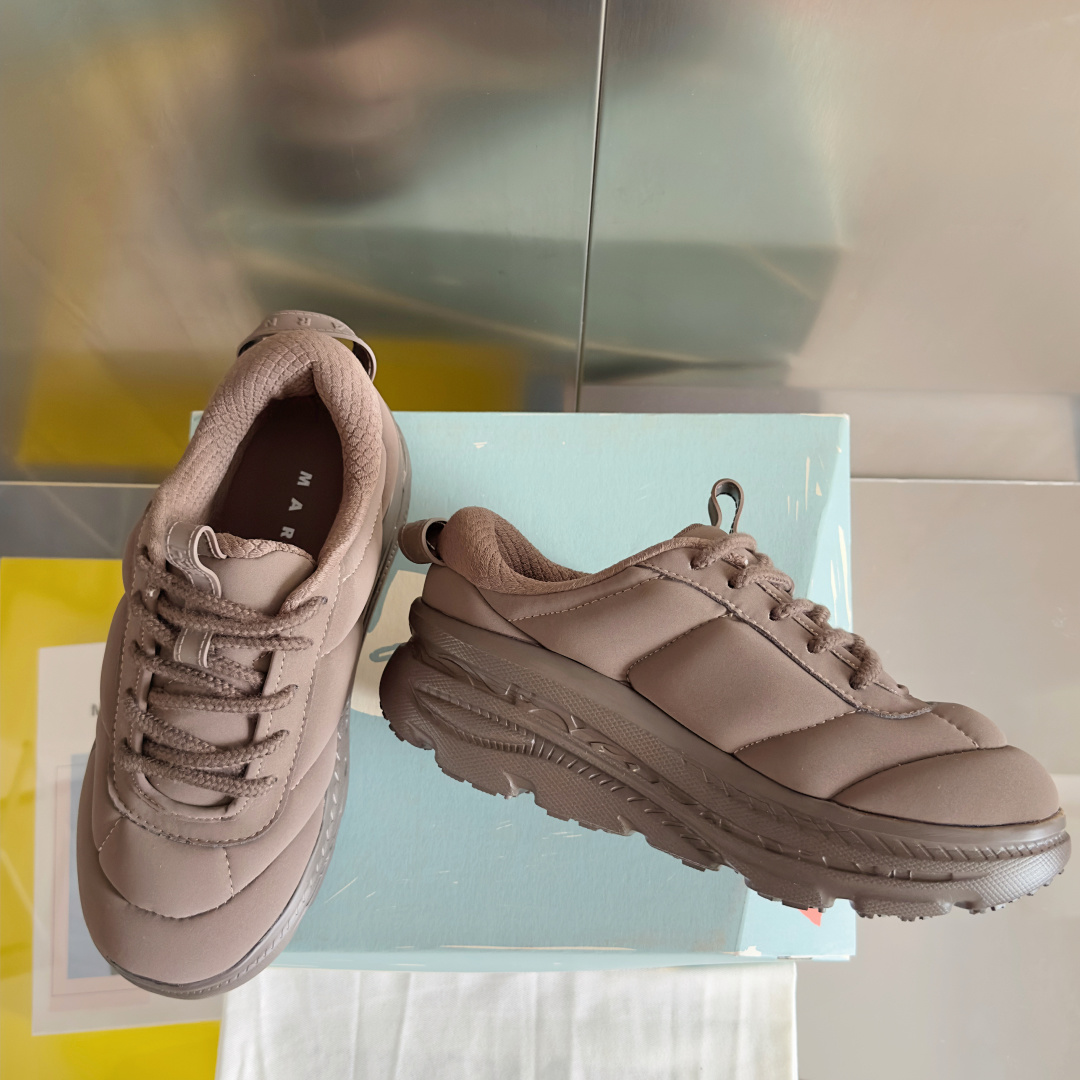顶级版本:女款
Marni x Hoka联名款 泡芙 胖丁 面包鞋 休闲 运动鞋
原版购入开发 做货 H