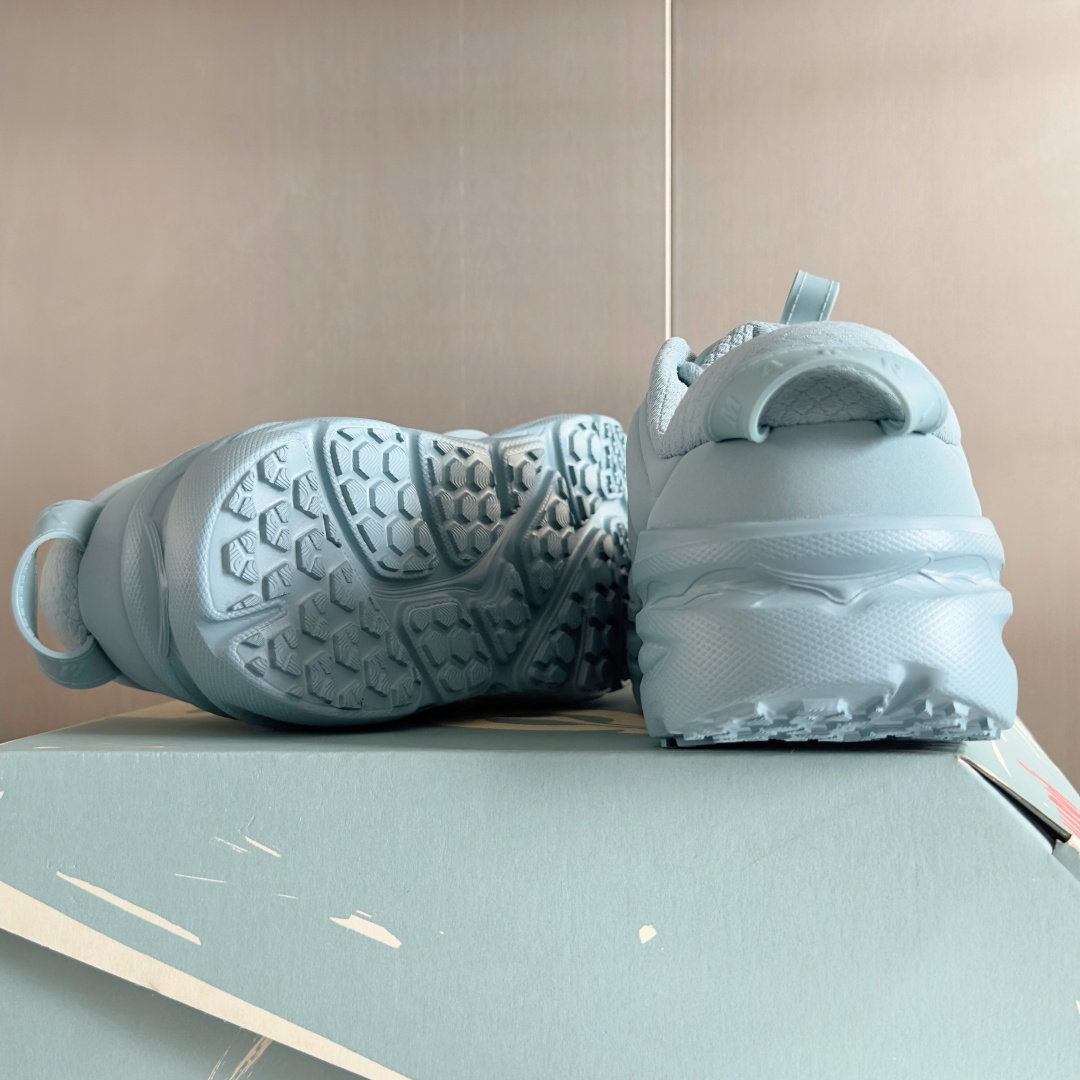 顶级版本:女款
Marni x Hoka联名款 泡芙 胖丁 面包鞋 休闲 运动鞋
原版购入开发 做货 H