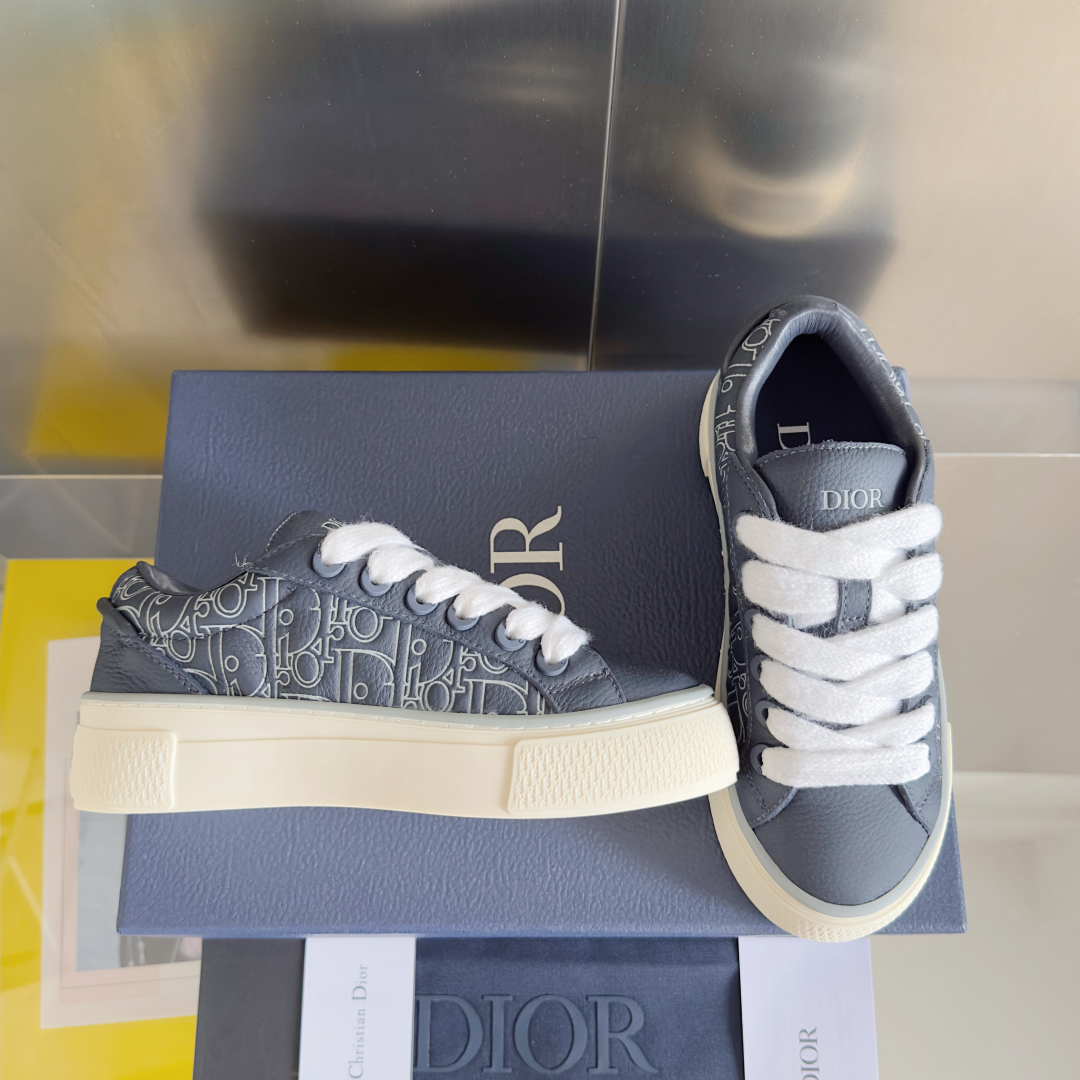 顶级版本：情侣款
Dior迪奥B33系列 Spin 情侣款 休闲 运动鞋 厚底 滑板鞋
原版购入开发 做