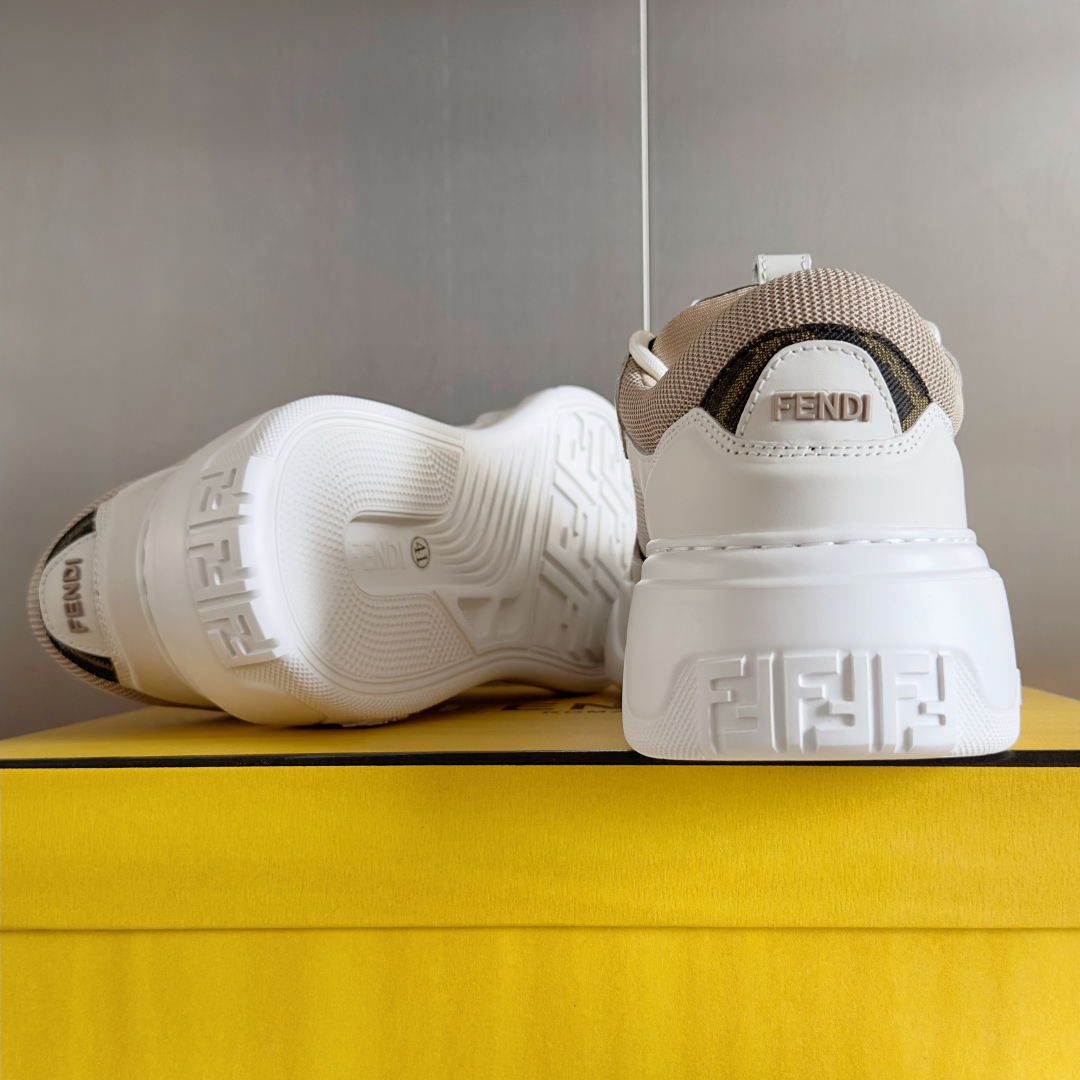 顶级版本：男款
Fendi 芬迪 最新 Force系列 FF厚底 休闲 运动鞋 板鞋
原版购入开发 做货