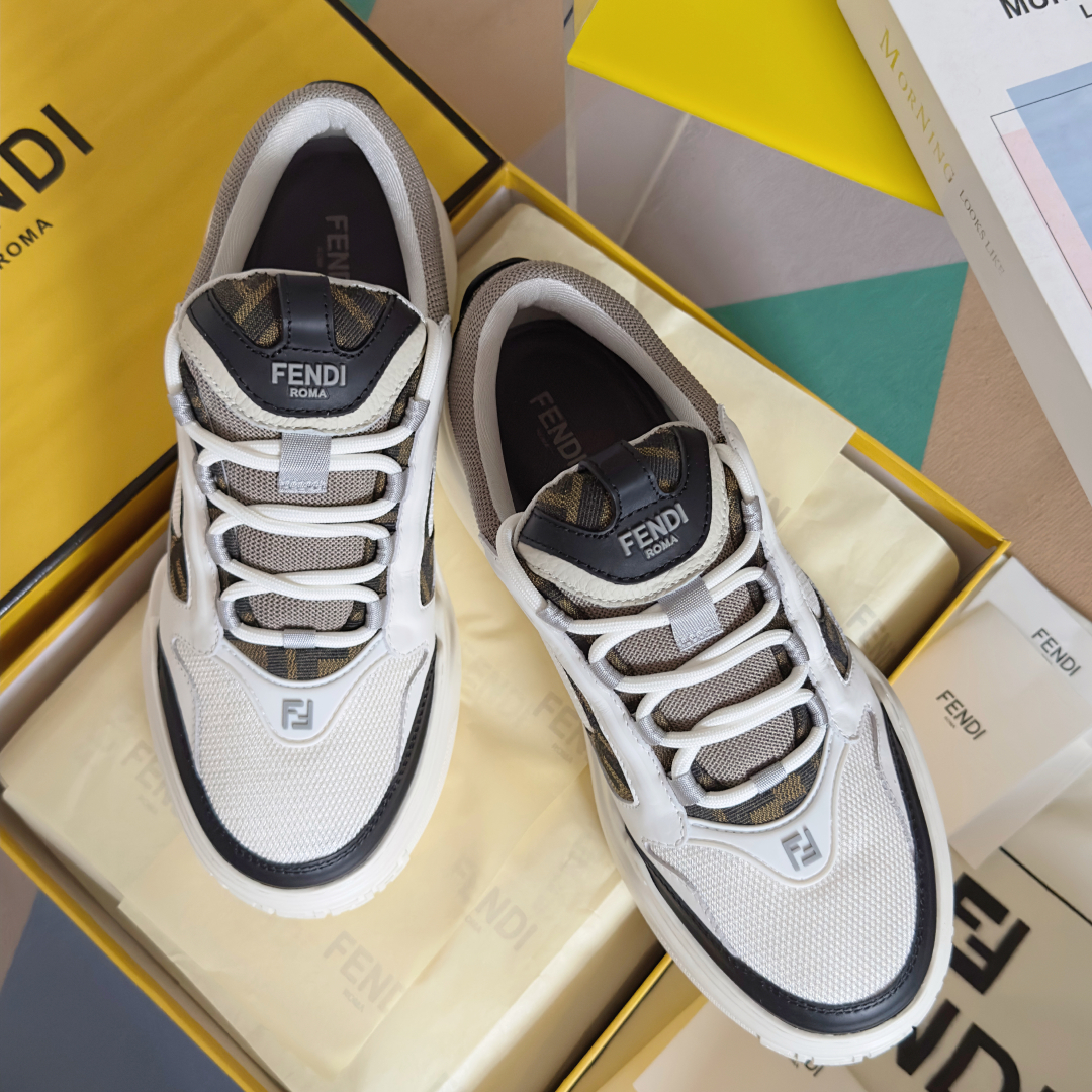 顶级版本：男款
Fendi 芬迪 最新 Force系列 FF厚底 休闲 运动鞋 板鞋
原版购入开发 做货