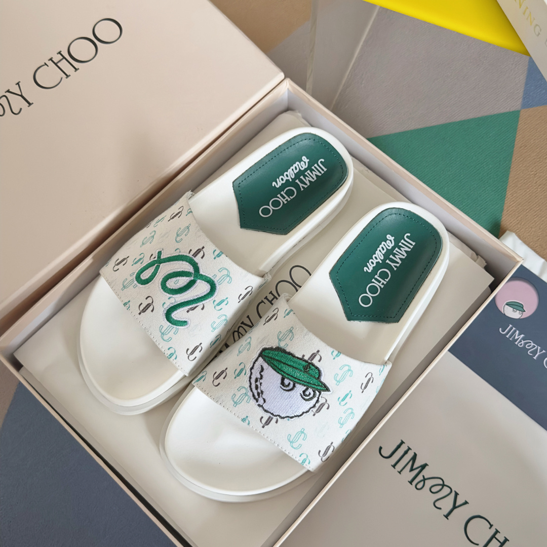 顶级版本:女款
JimmChoo周仰杰JC x Malbon 联名款 厚底 拖鞋
原版购入开发 做货
