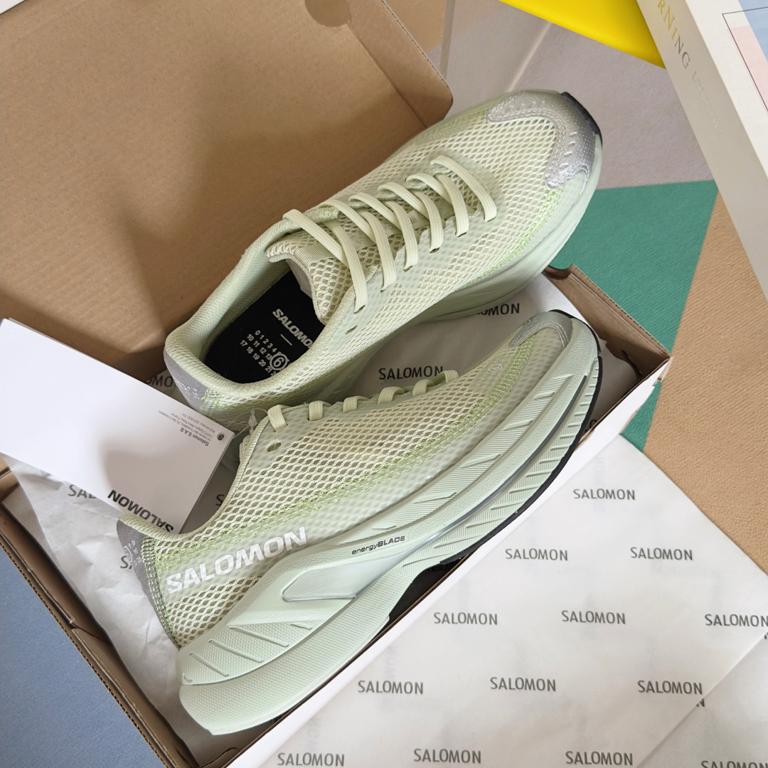 顶级版本:情侣款
MM6马吉拉 x Salomon 萨洛蒙Spectur 2系列 情侣款 网面 厚底 休