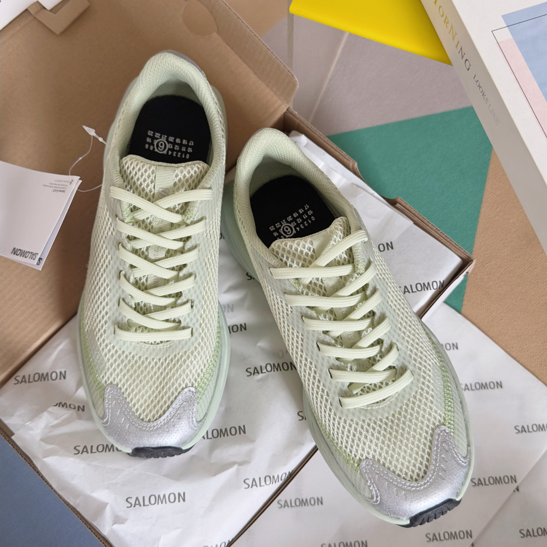 顶级版本:情侣款
MM6马吉拉 x Salomon 萨洛蒙Spectur 2系列 情侣款 网面 厚底 休