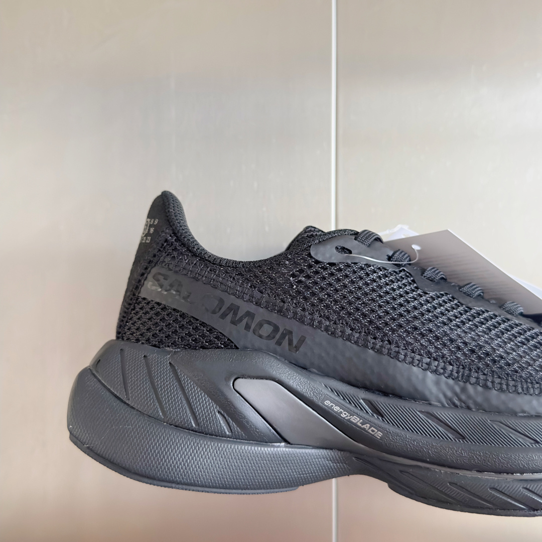 顶级版本:情侣款
MM6马吉拉 x Salomon 萨洛蒙Spectur 2系列 情侣款 网面 厚底 休