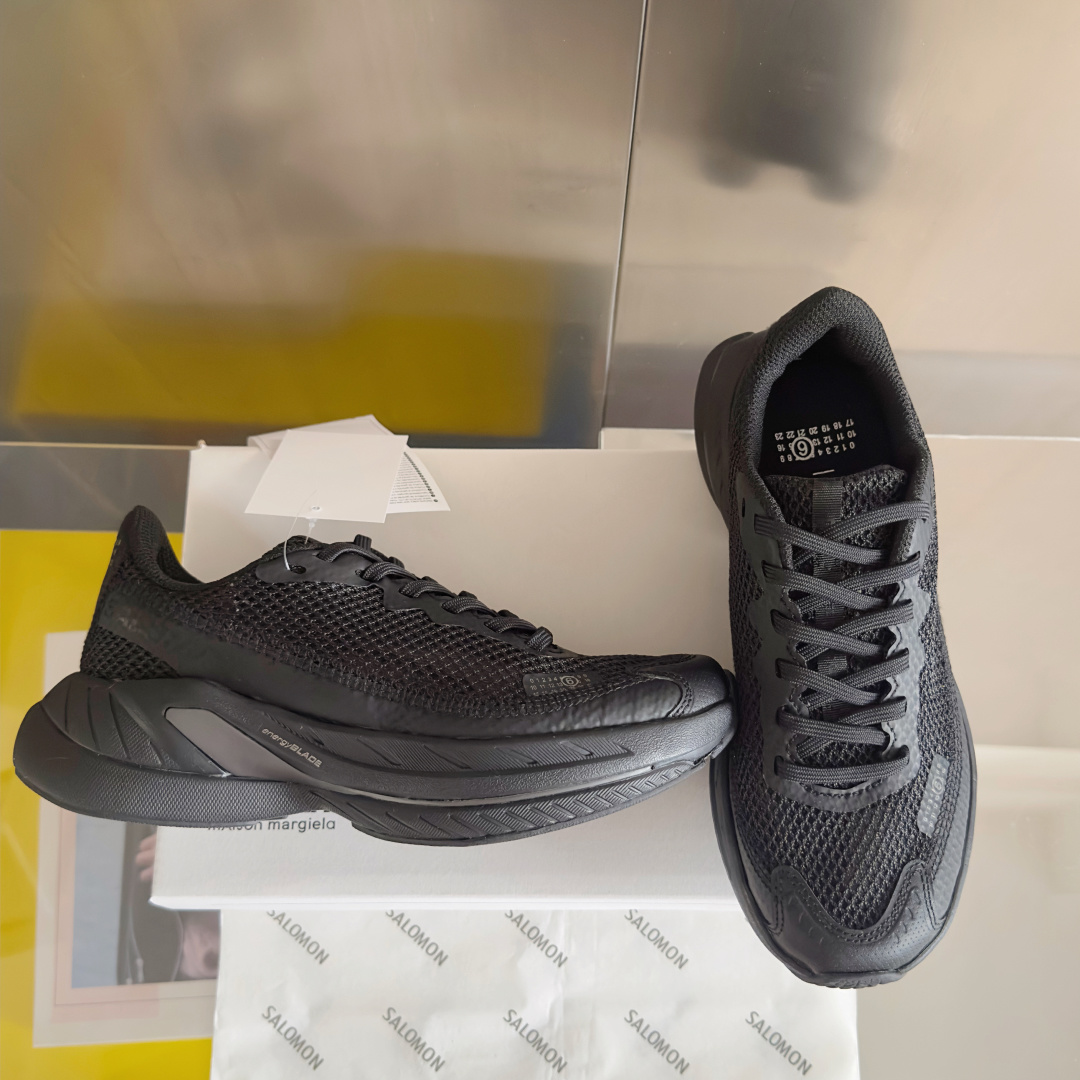 顶级版本:情侣款
MM6马吉拉 x Salomon 萨洛蒙Spectur 2系列 情侣款 网面 厚底 休