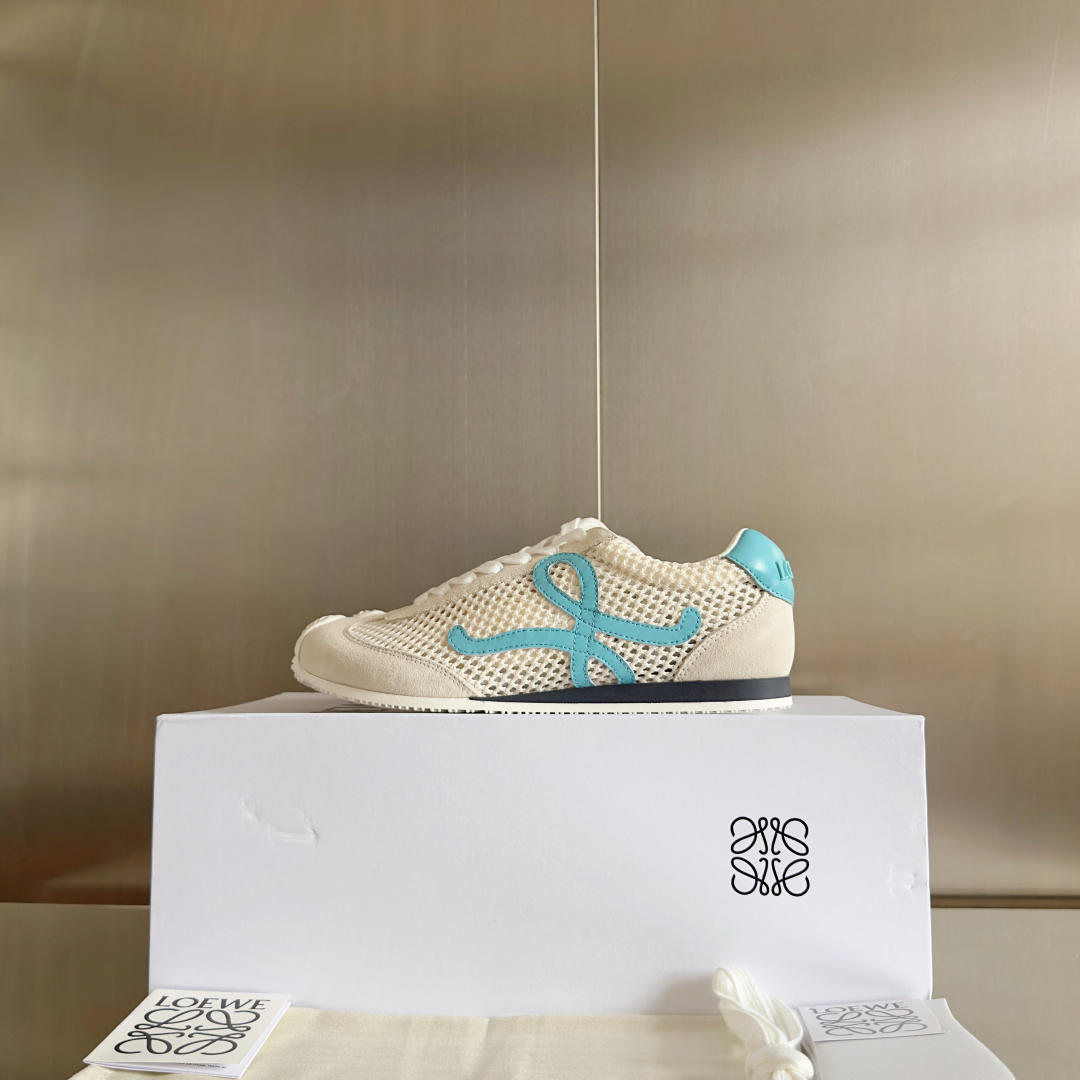顶级版本：女款
LOEWE 罗意威 最新走秀款 Ballet Runner 2.0情侣款 芭蕾 休闲 运