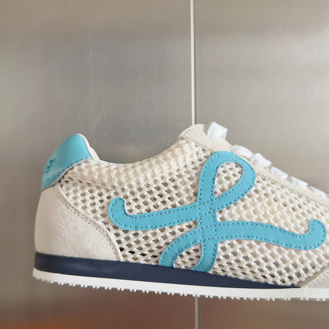 顶级版本：女款
LOEWE 罗意威 最新走秀款 Ballet Runner 2.0情侣款 芭蕾 休闲 运