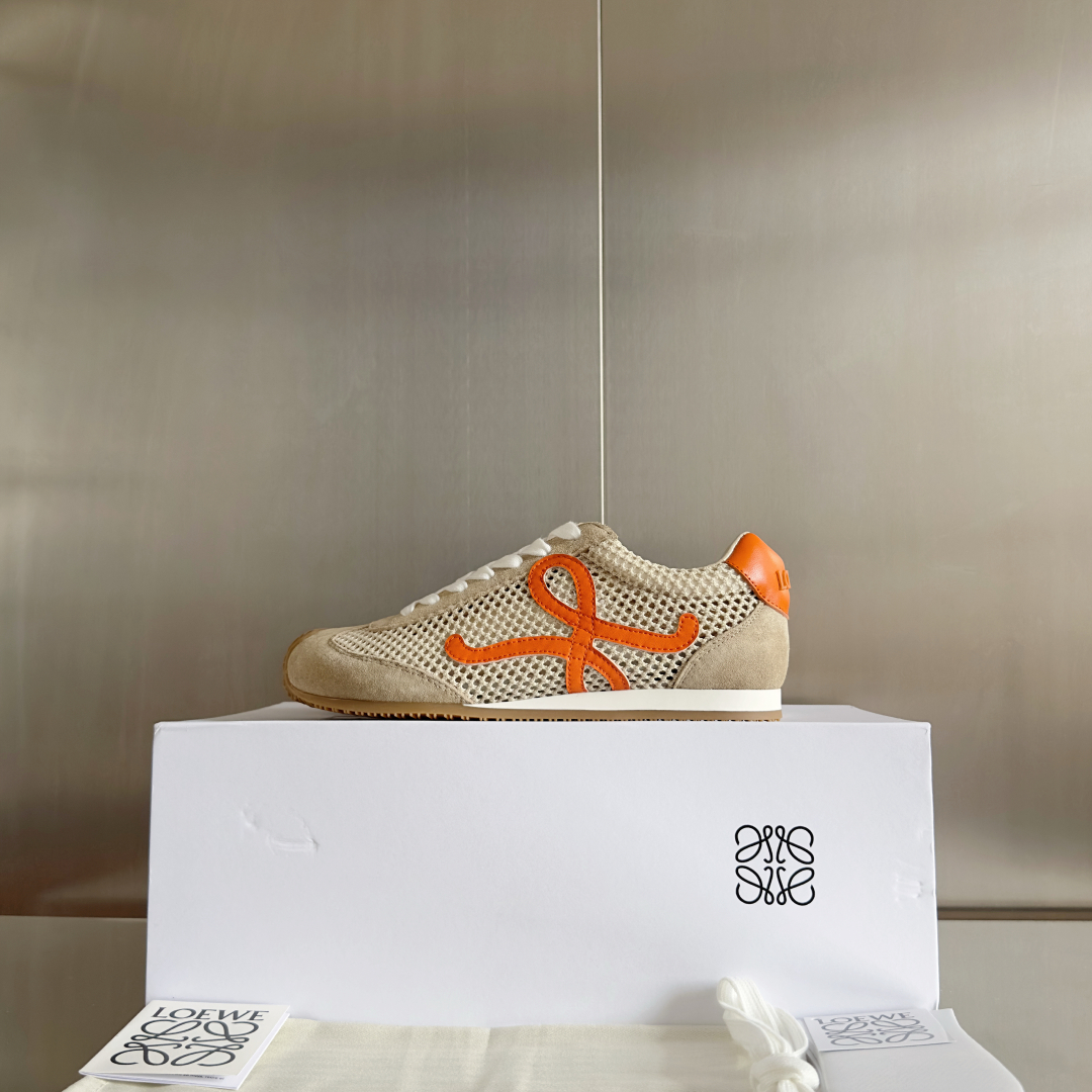 顶级版本：女款
LOEWE 罗意威 最新走秀款 Ballet Runner 2.0情侣款 芭蕾 休闲 运