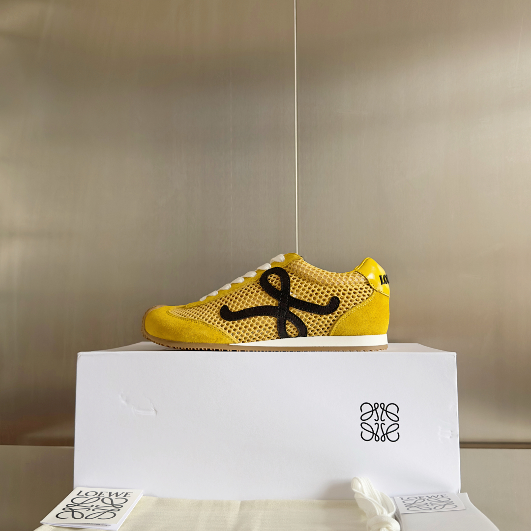 顶级版本：女款
LOEWE 罗意威 最新走秀款 Ballet Runner 2.0情侣款 芭蕾 休闲 运