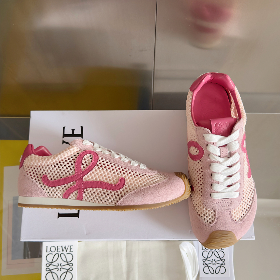 顶级版本：女款
LOEWE 罗意威 最新走秀款 Ballet Runner 2.0情侣款 芭蕾 休闲 运