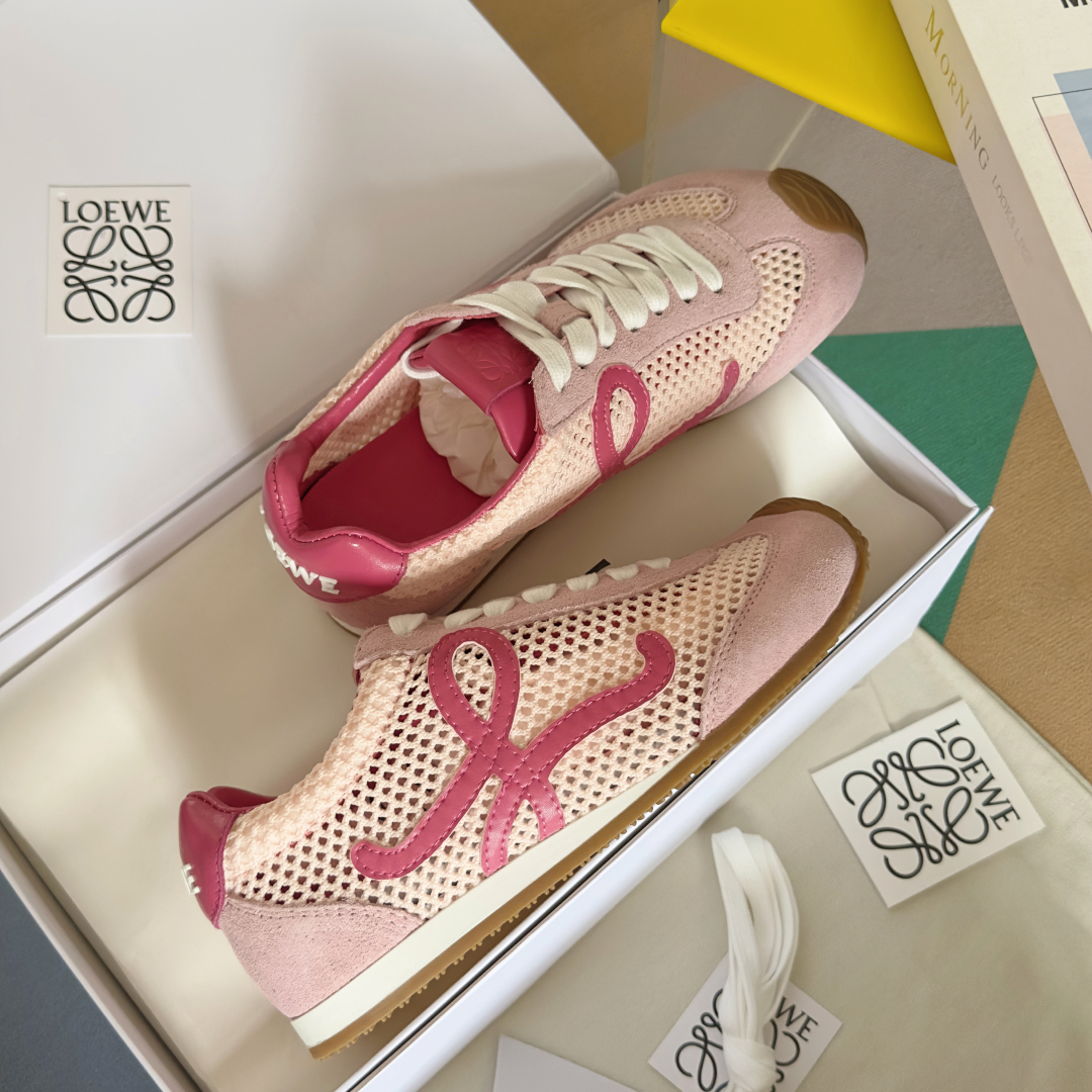 顶级版本：女款
LOEWE 罗意威 最新走秀款 Ballet Runner 2.0情侣款 芭蕾 休闲 运