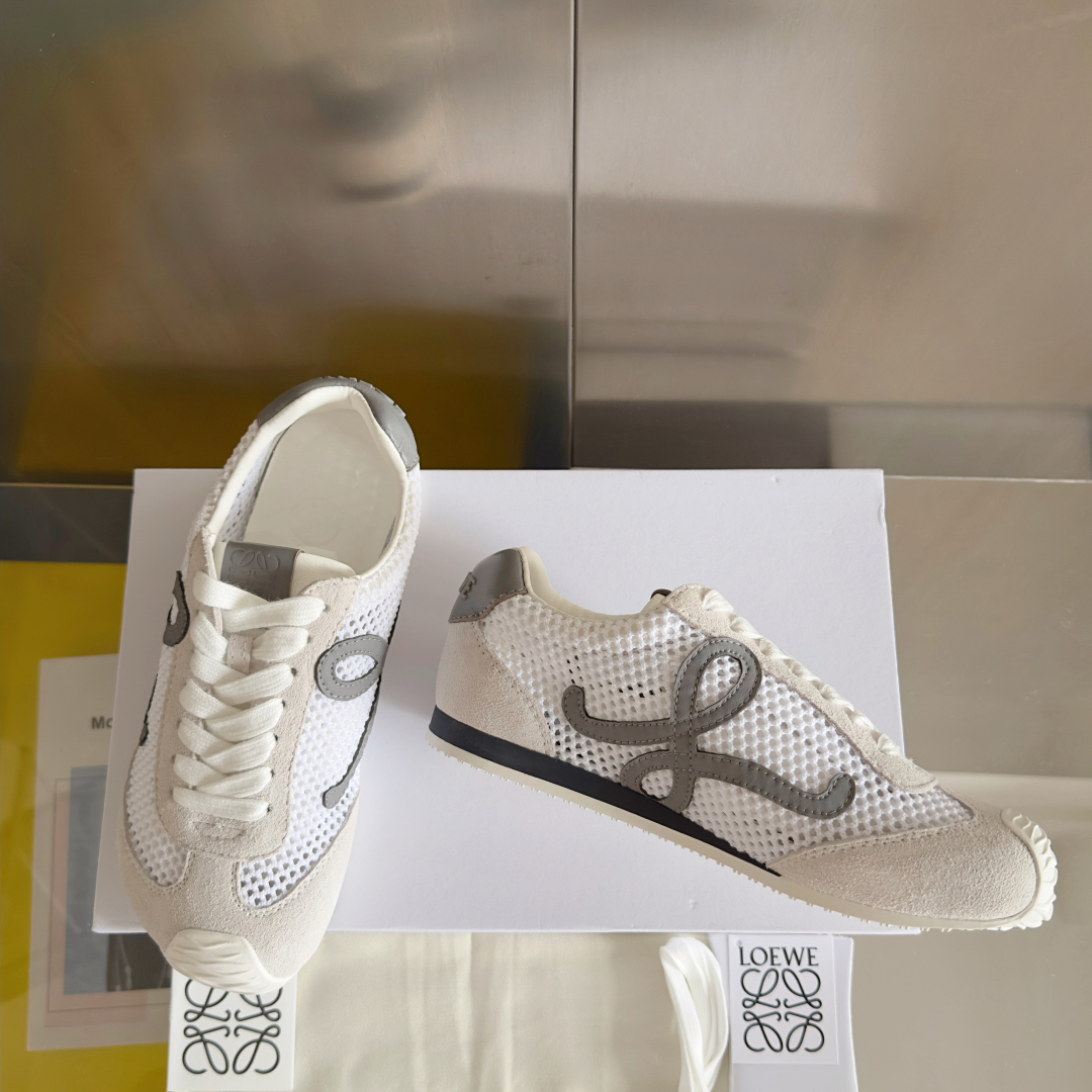 顶级版本：女款
LOEWE 罗意威 最新走秀款 Ballet Runner 2.0情侣款 芭蕾 休闲 运