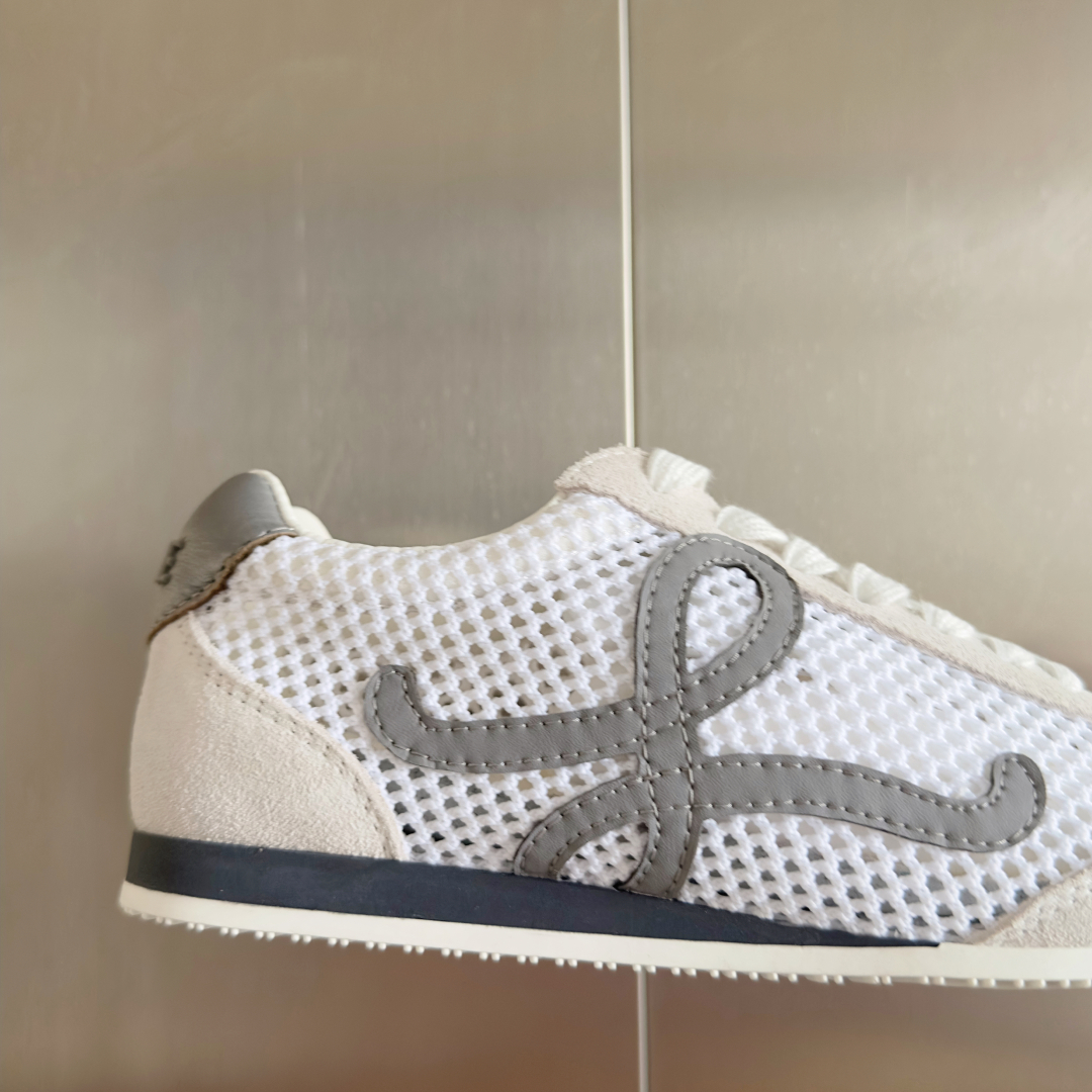 顶级版本：女款
LOEWE 罗意威 最新走秀款 Ballet Runner 2.0情侣款 芭蕾 休闲 运